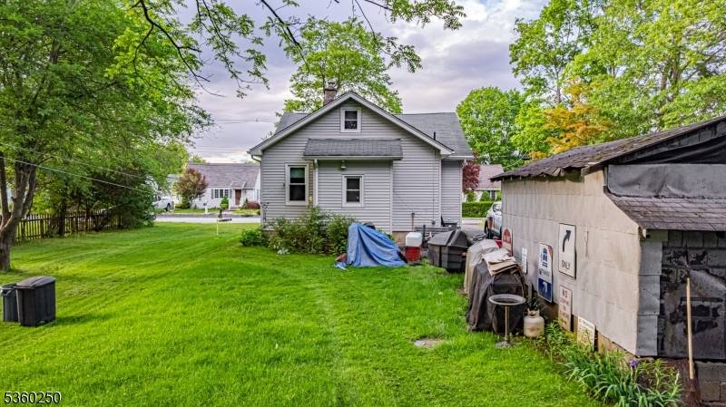 Mine Hill Twp., NJ 07803,52 S 2Nd Ave