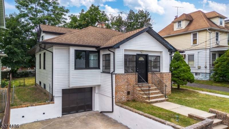 Belleville Twp., NJ 07109,79 Malone Ave