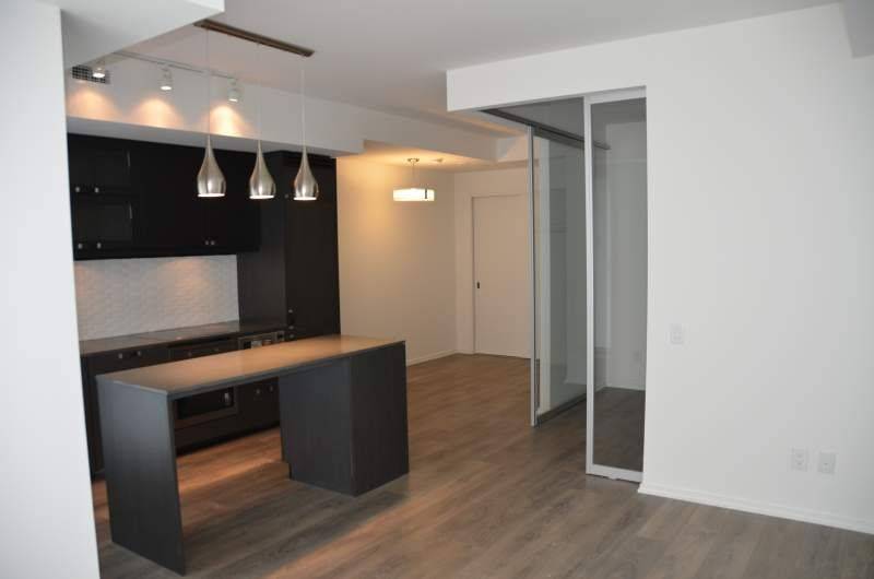 Toronto C01, ON M5S 0A8,783 Bathurst ST #424