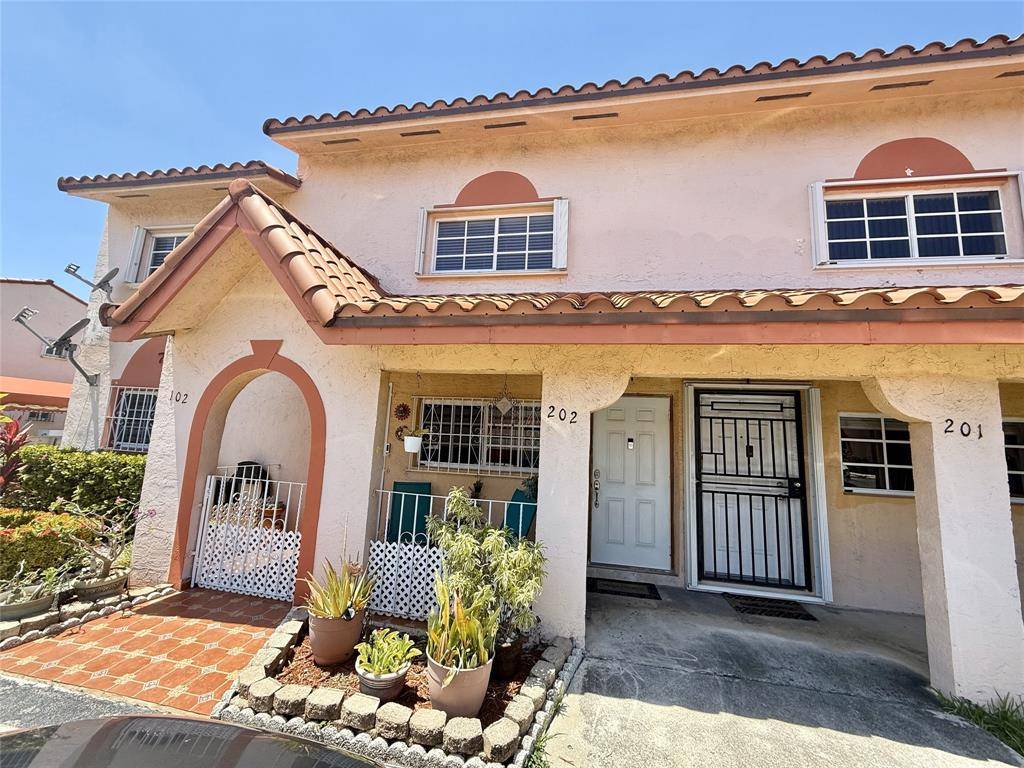 Hialeah, FL 33018,7901 W 29th Ln #202-10