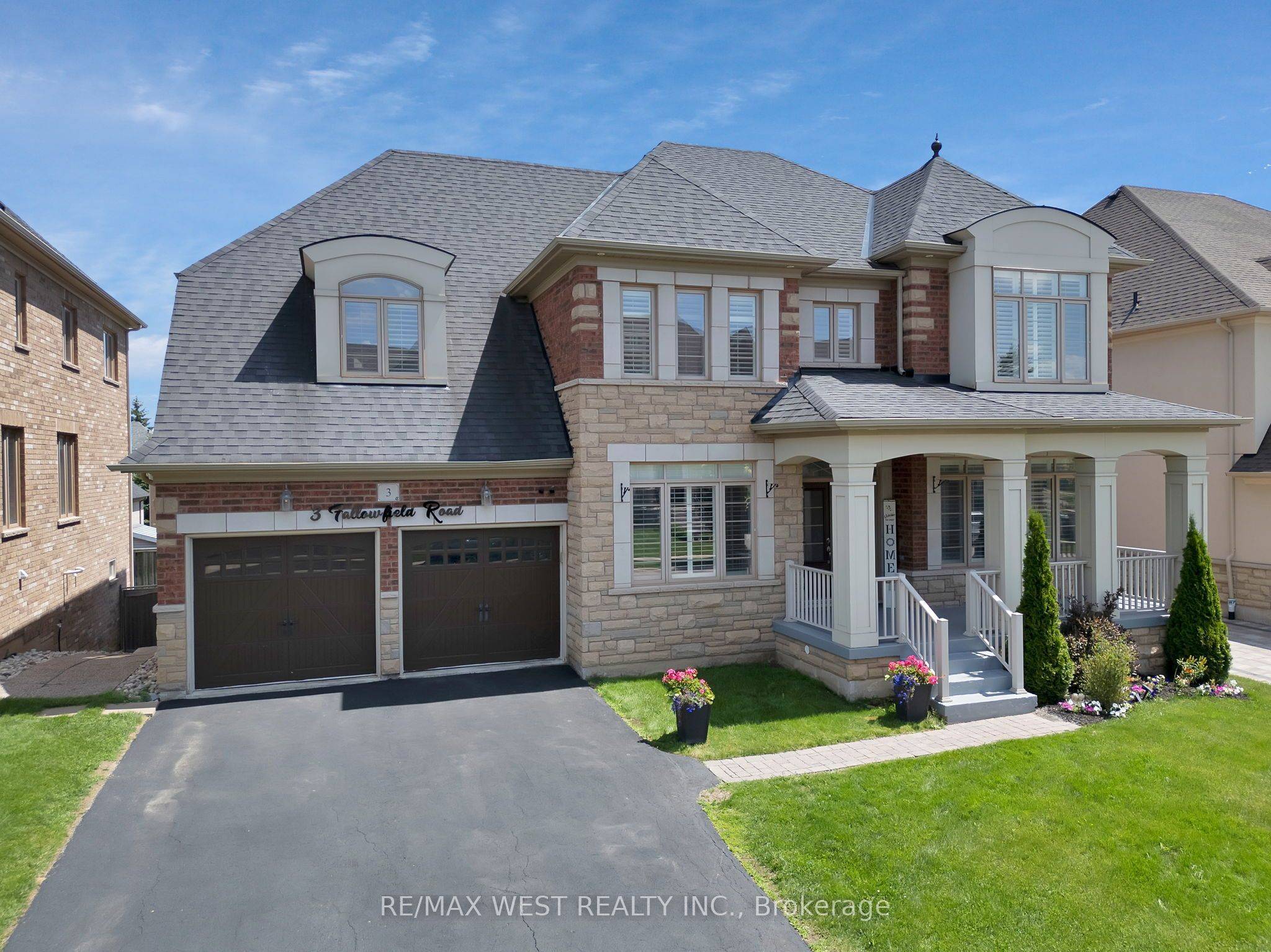 Brampton, ON L6X 0W3,3 Fallowfield RD