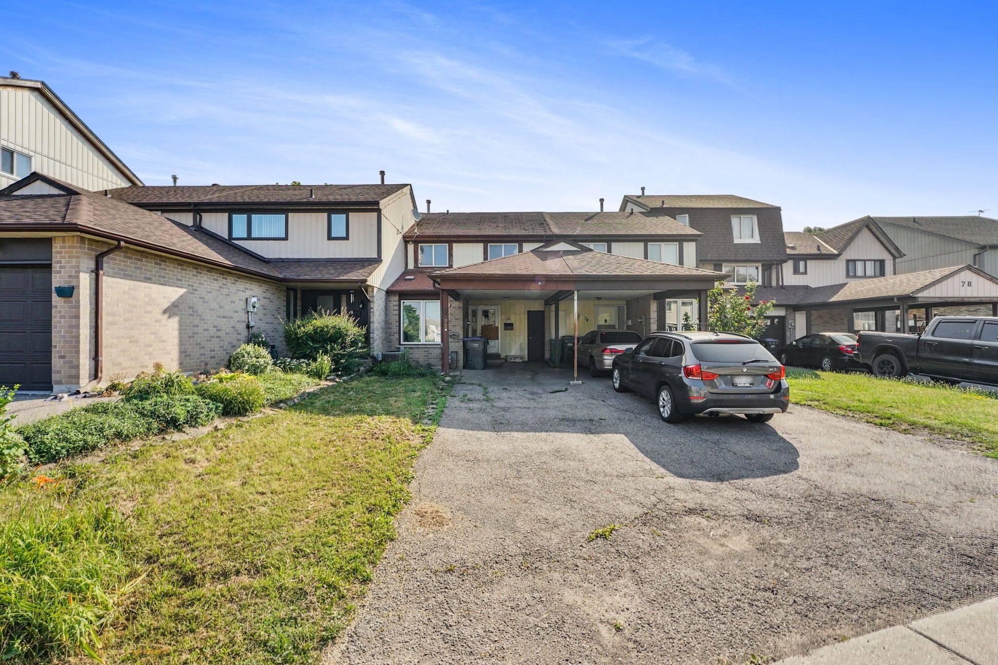 Brampton, ON L6Z 1E3,72 Primrose CRES