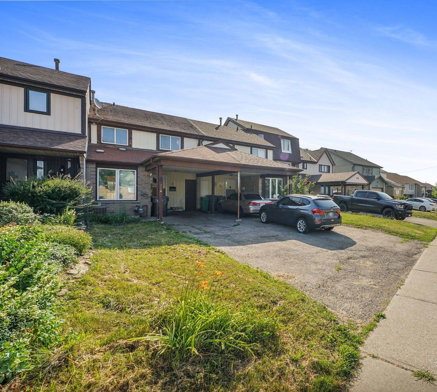 Brampton, ON L6Z 1E3,72 Primrose CRES
