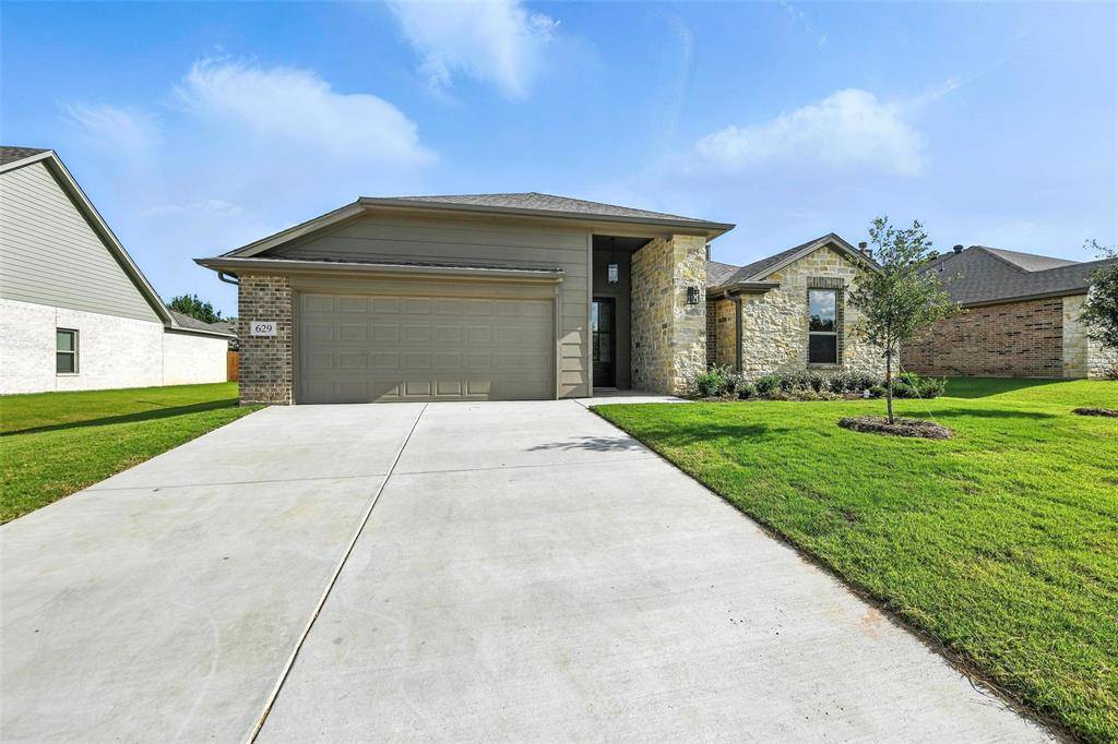 Saginaw, TX 76179,629 Mooney Drive