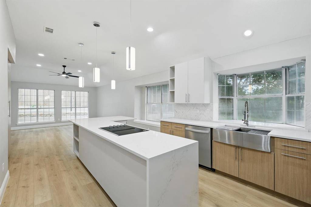 North Richland Hills, TX 76182,8558 Twisted Oaks Court