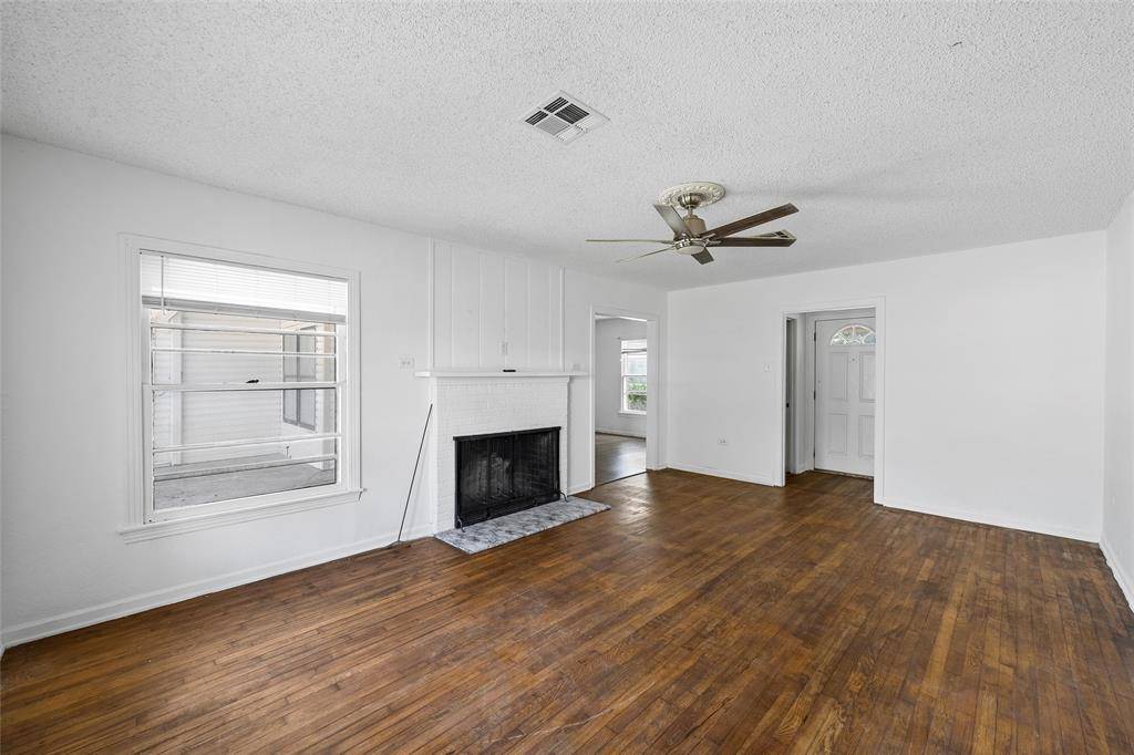 Waco, TX 76710,512 Camp Drive