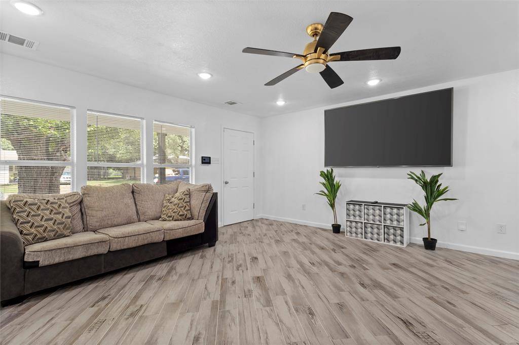 Benbrook, TX 76126,1035 Warden Street