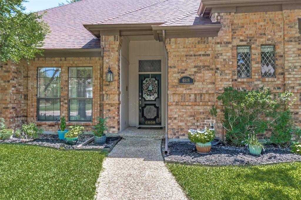 Dallas, TX 75252,6808 Lovington Drive