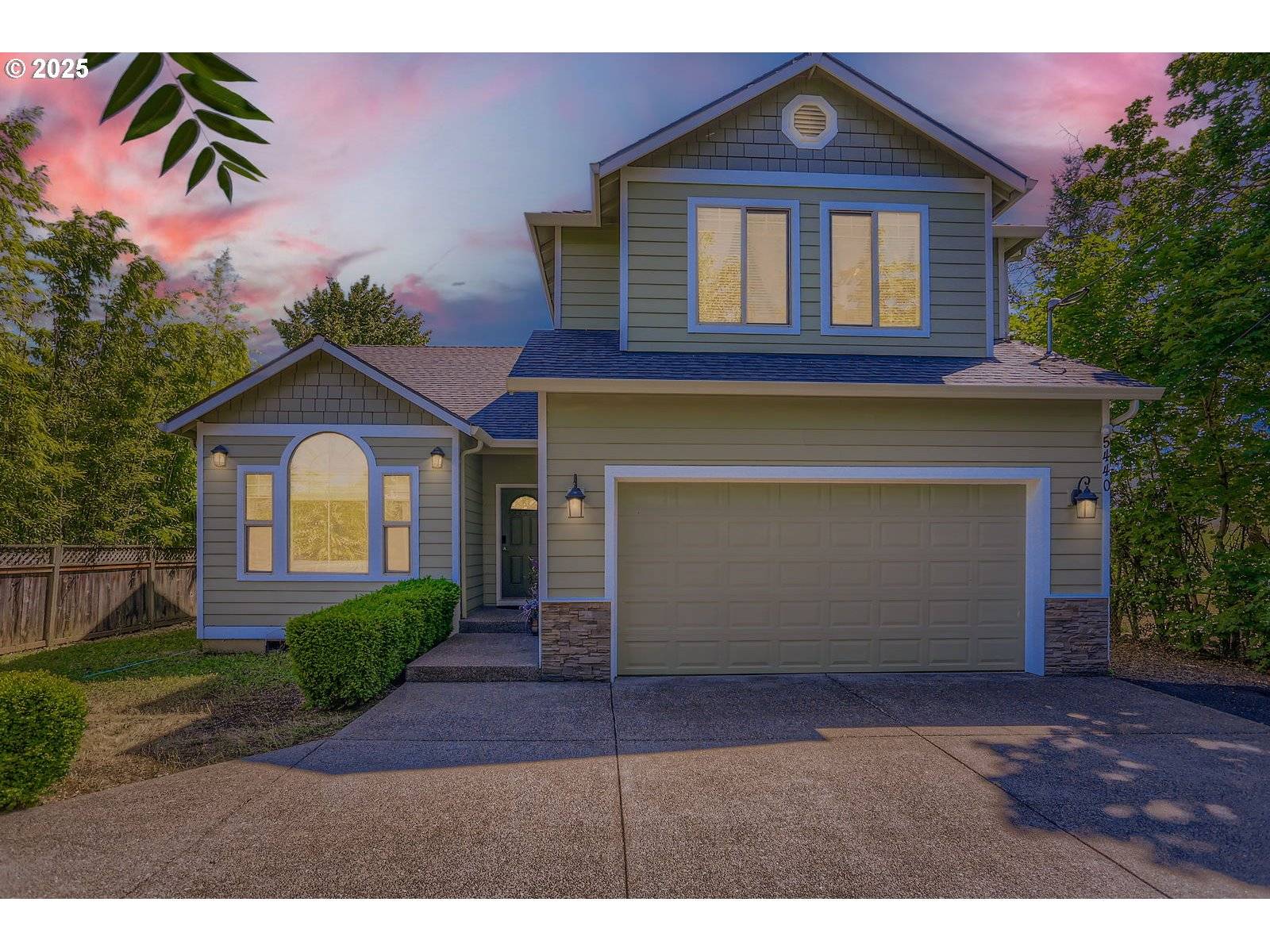 Portland, OR 97206,5440 SE OGDEN ST
