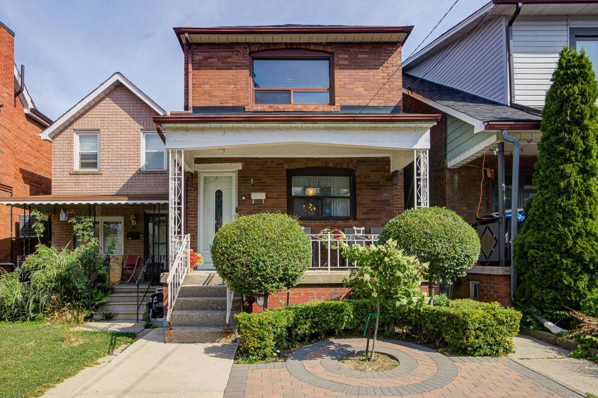 Toronto W03, ON M6E 1G7,8 Norman AVE