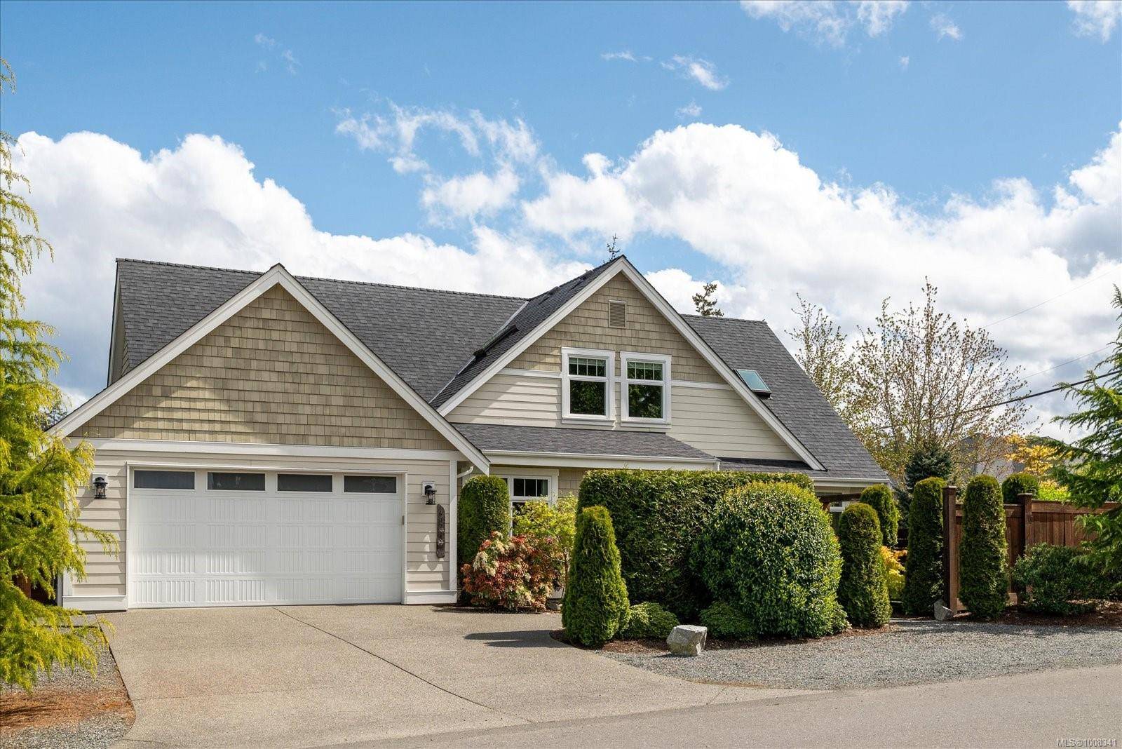 Parksville, BC V9P 2R6,672 Lowry's Rd