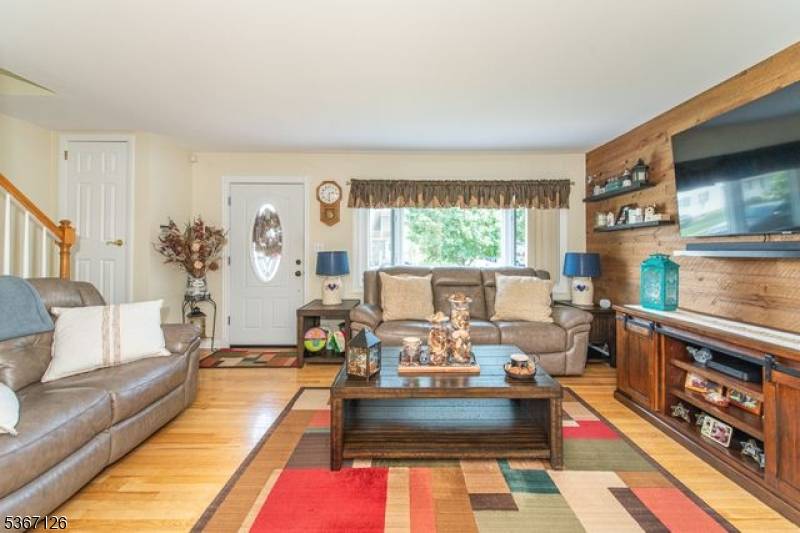 Clifton City, NJ 07013,20 Goss Pl