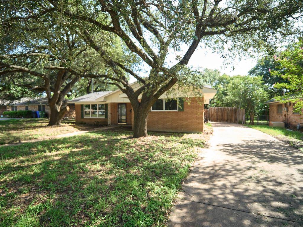 Waco, TX 76710,5907 Caldwell Drive