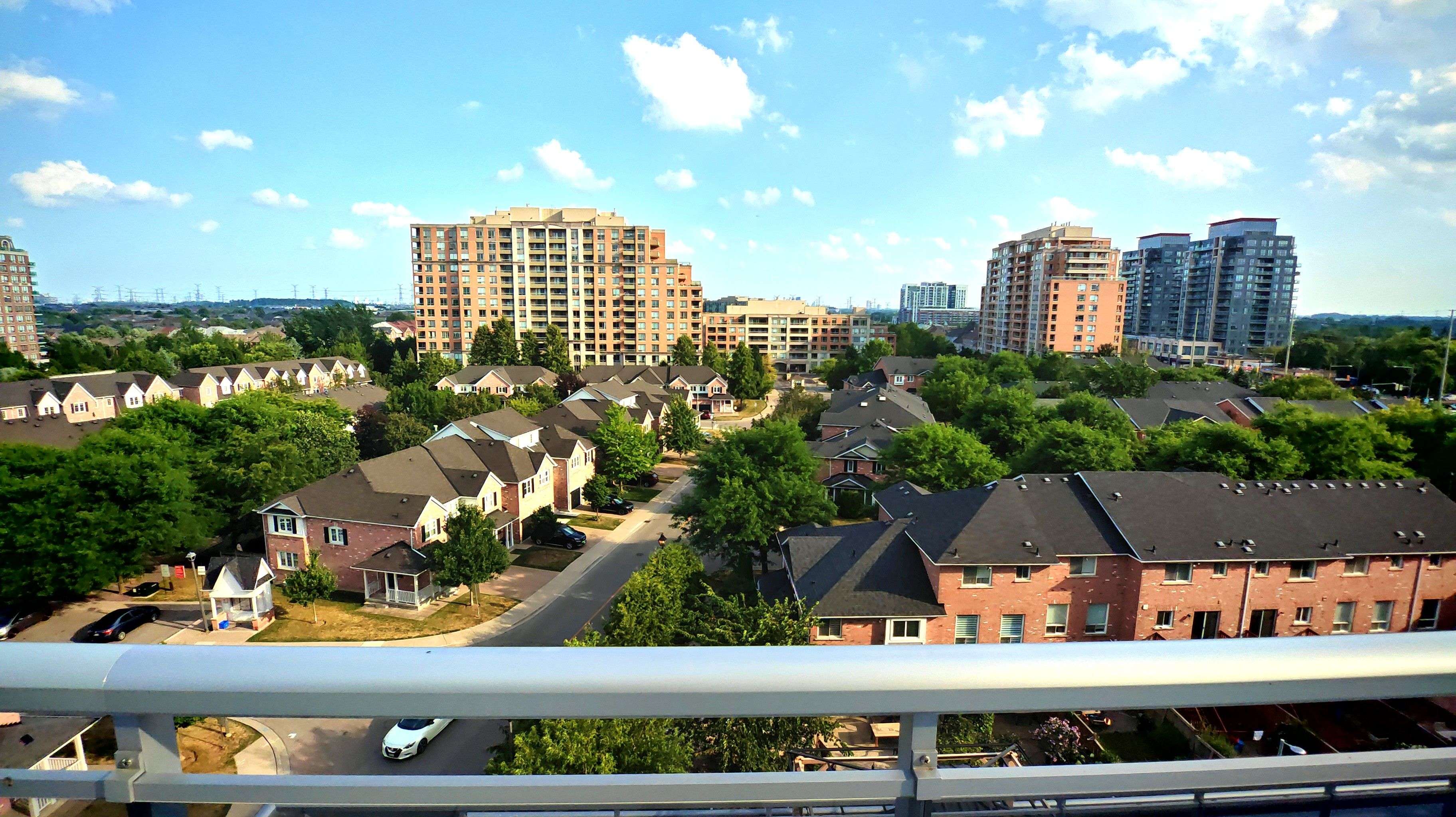 Richmond Hill, ON L4C 1H7,9199 Yonge ST #715