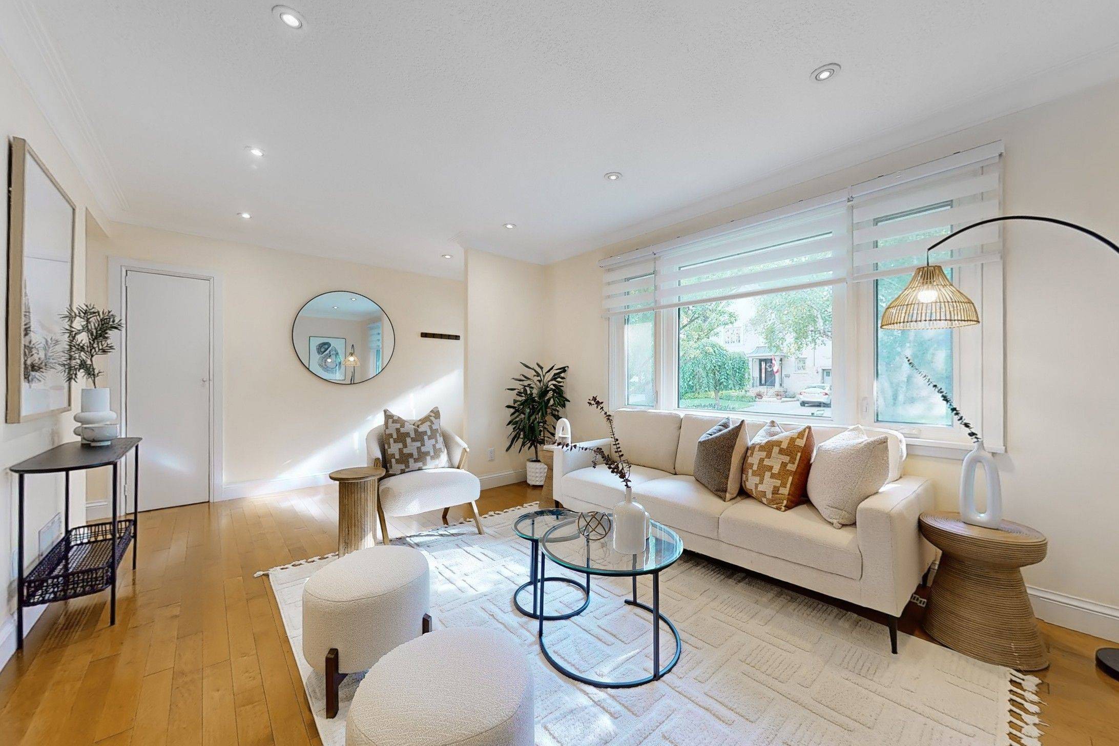 Toronto W08, ON M9A 3N7,83 Allanbrooke DR