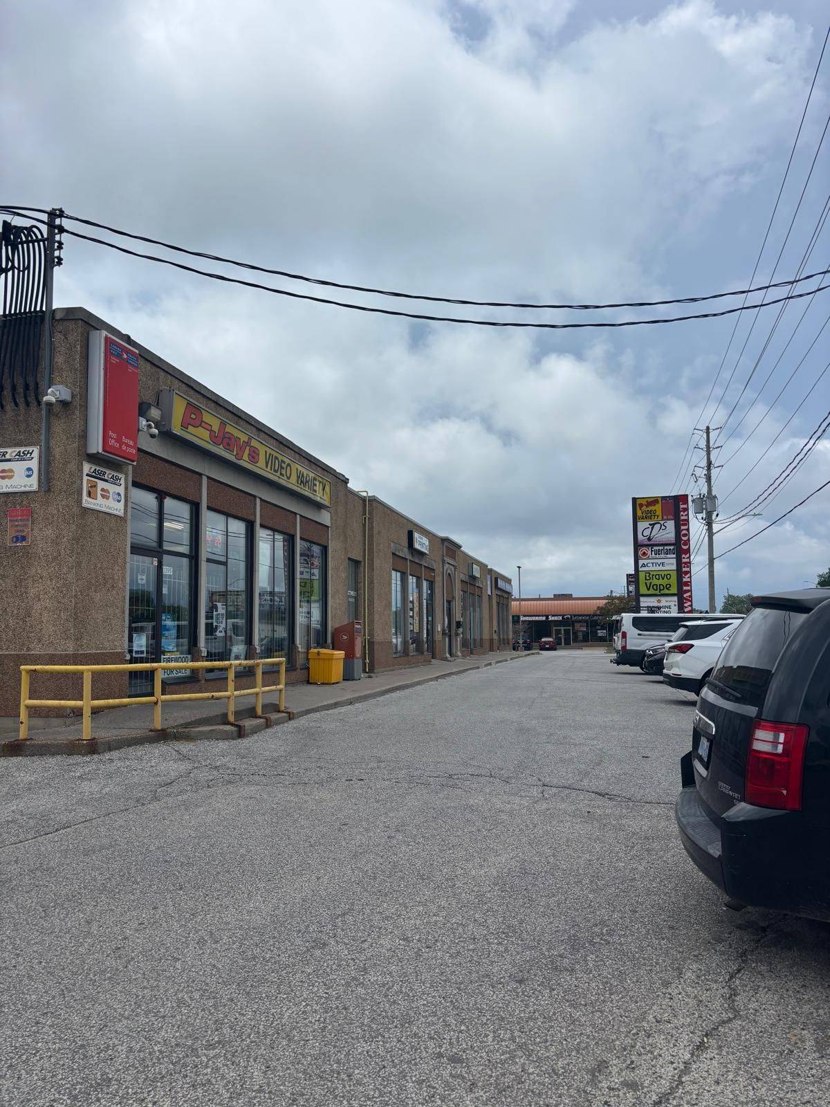 Windsor, ON N8W 3R9,3395 WALKER RD