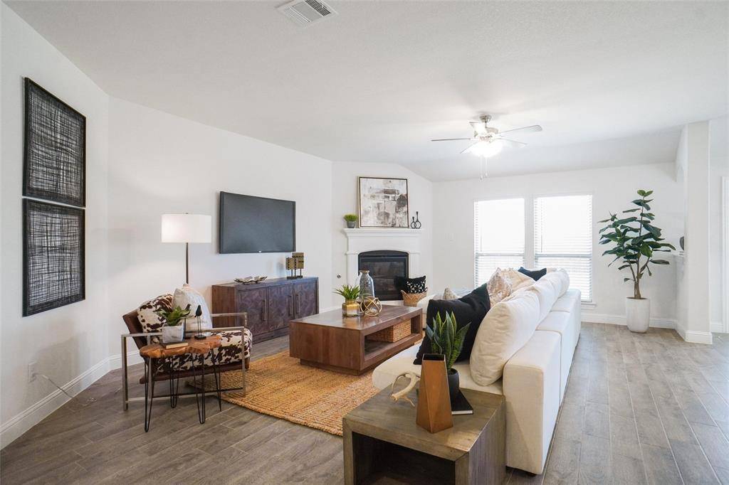 Aubrey, TX 76227,11221 Ranchera Drive