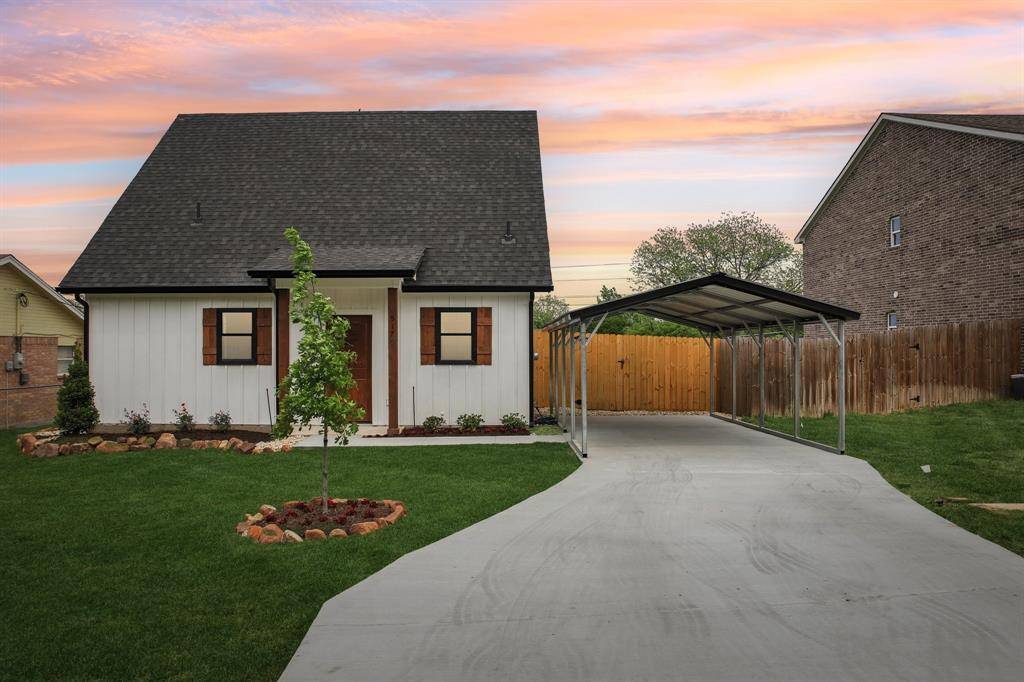 Granbury, TX 76049,517 Mountain View Trail