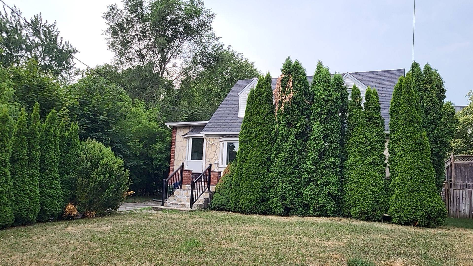 Toronto C07, ON M2R 2H4,47 Dromore CRES