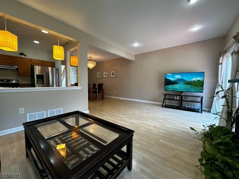 Parsippany-troy Hills Twp., NJ 07950,142 Summerhill Dr