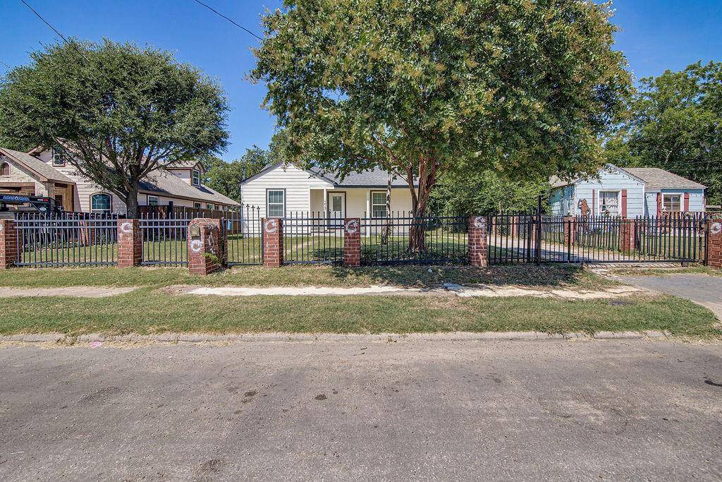 Grand Prairie, TX 75050,213 NE 29th Street