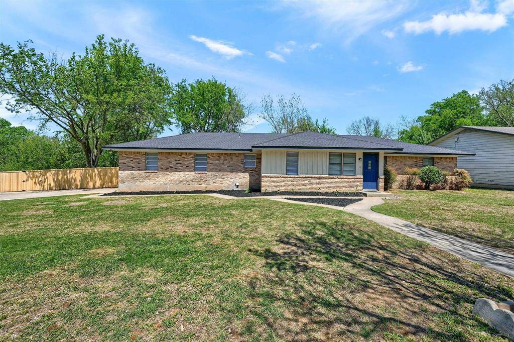 Denison, TX 75020,1721 W Washington Street