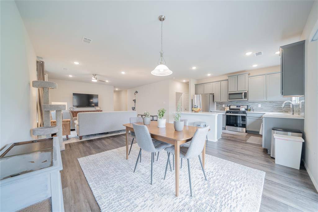 Aubrey, TX 76227,1304 Coyote Ridge