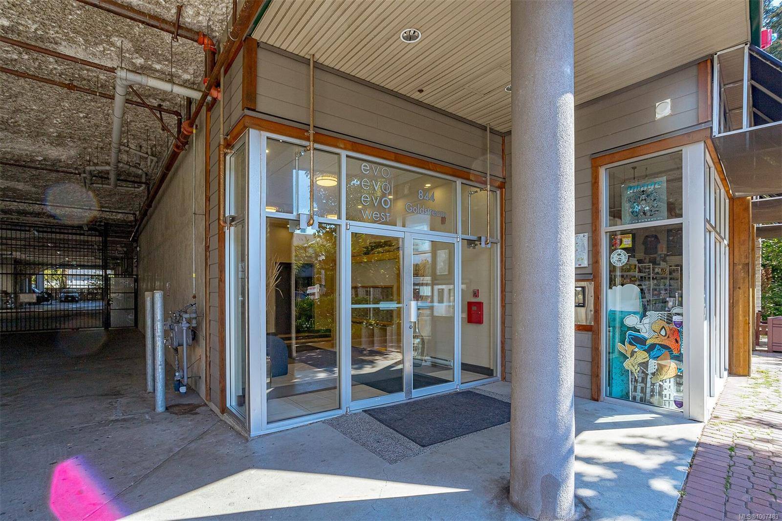 Langford, BC V9B 2X7,844 Goldstream Ave #404