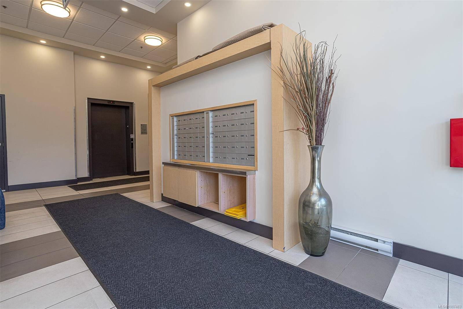 Langford, BC V9B 2X7,844 Goldstream Ave #404