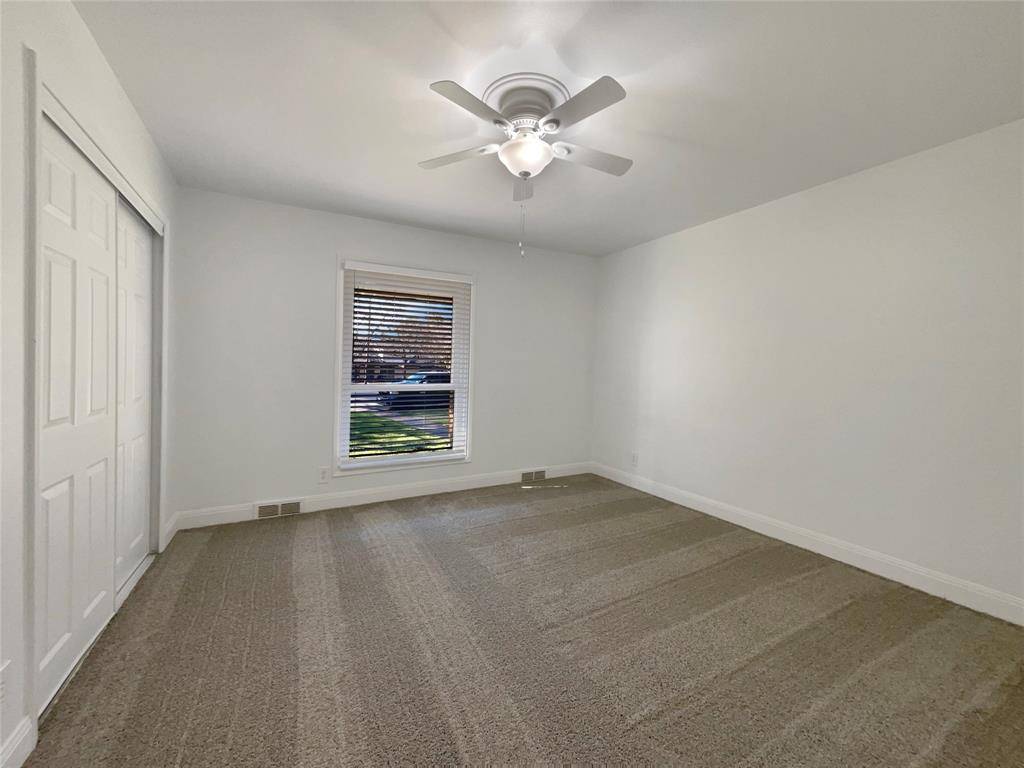 Dallas, TX 75244,3855 Crest Cove Circle