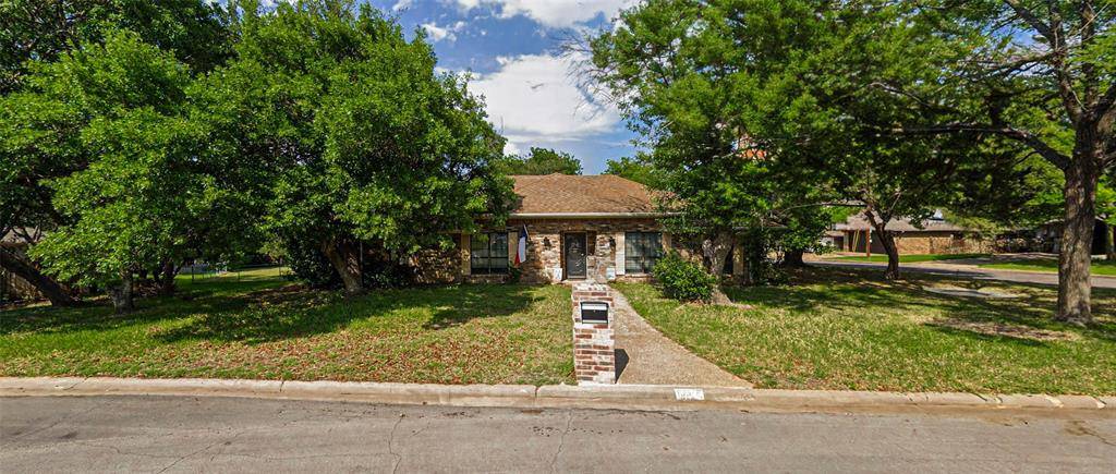Woodway, TX 76712,9917 Sandalwood Drive