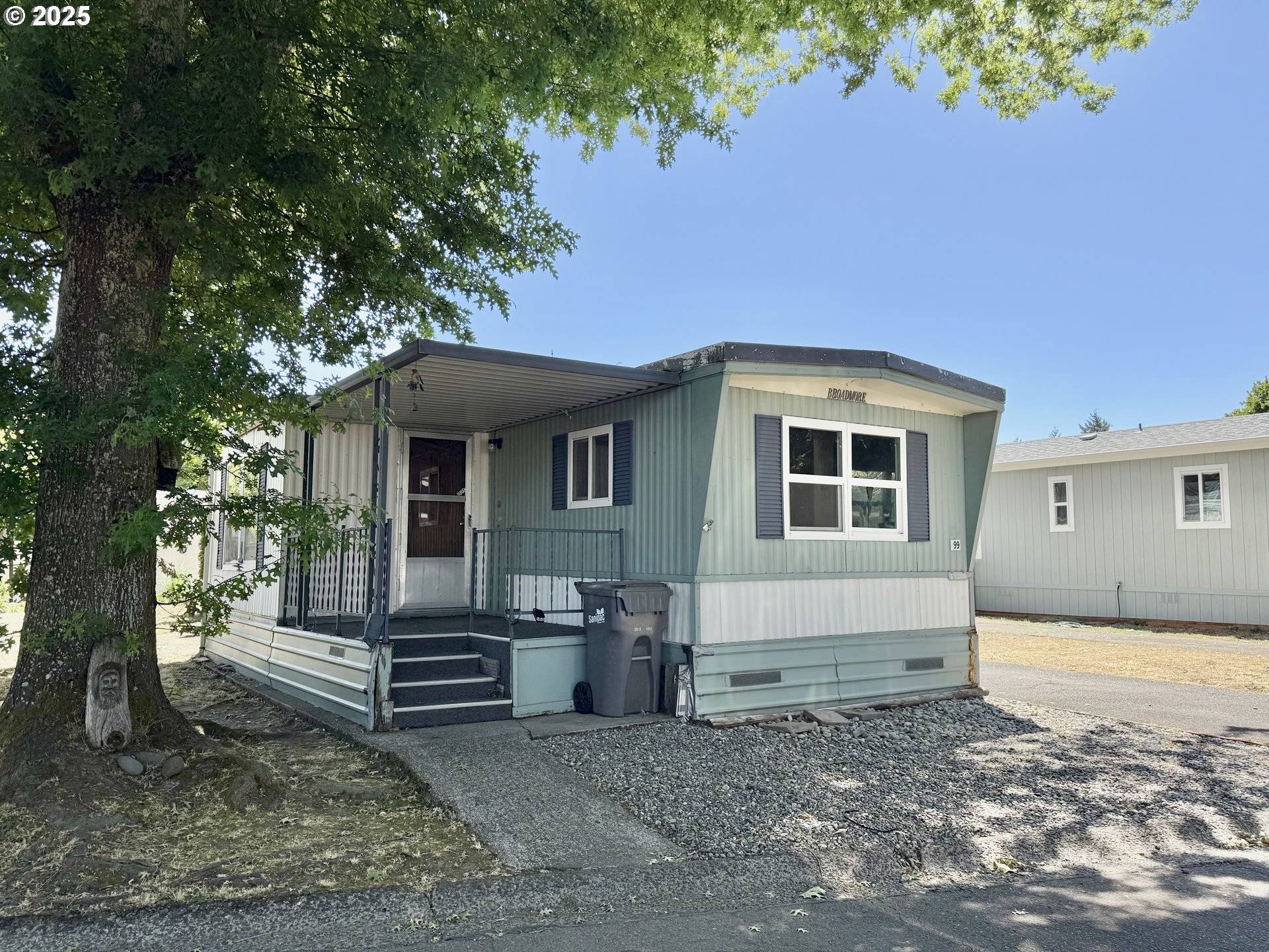 Eugene, OR 97408,1475 GREEN ACRES RD #99