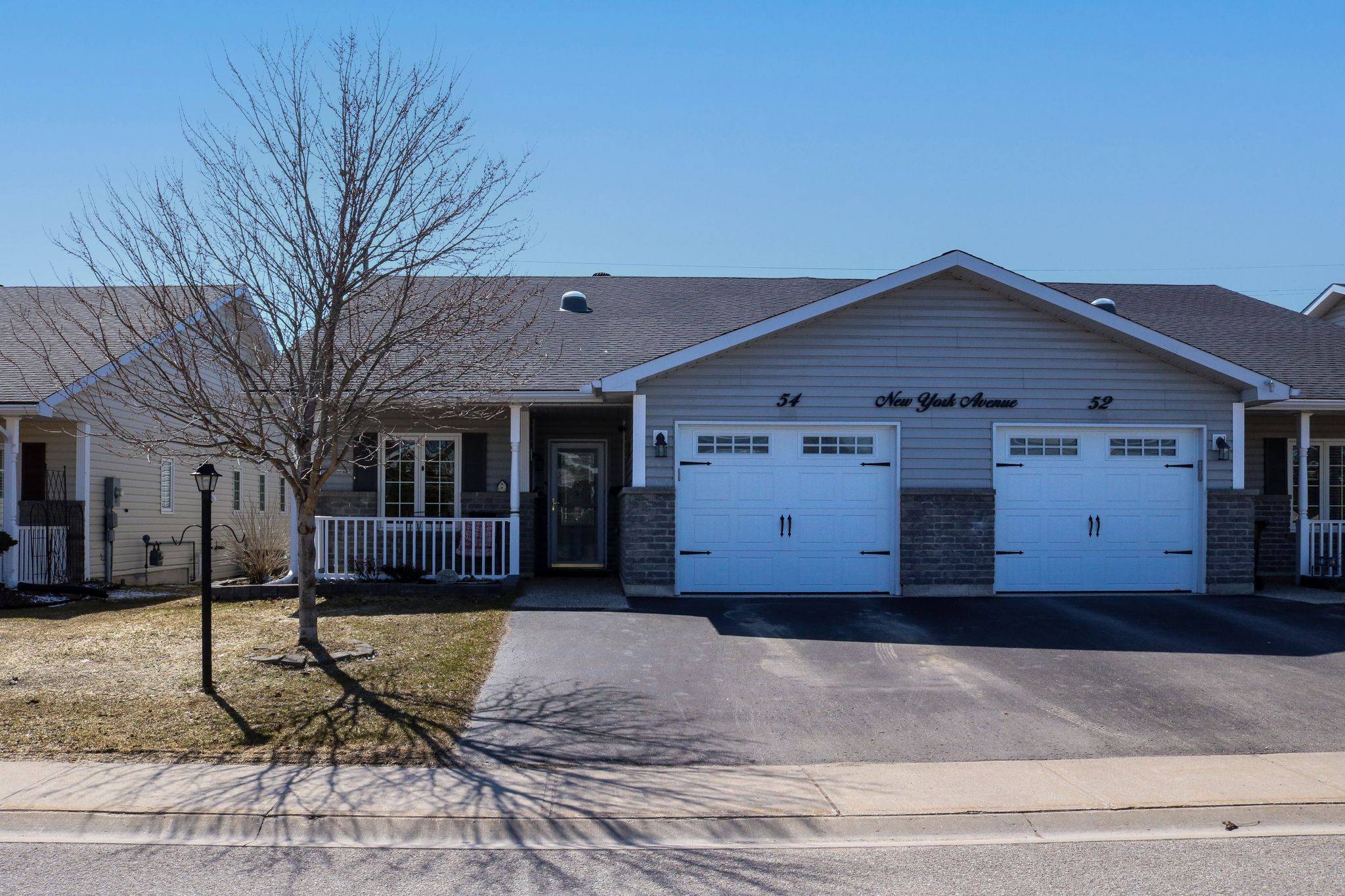 Wasaga Beach, ON L9Z 3A8,54 New York AVE