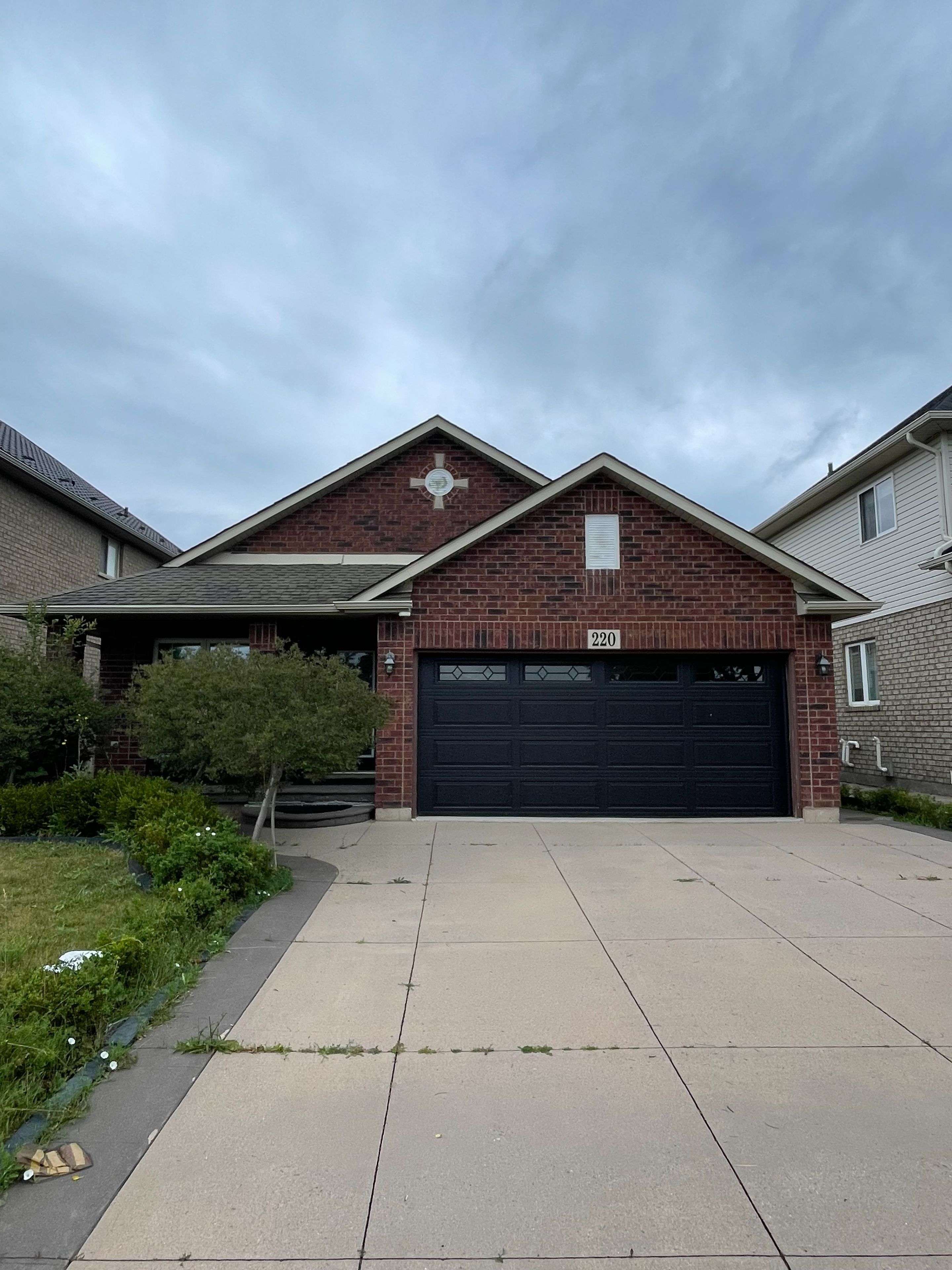 Hamilton, ON L0R 1P0,220 Pinehill DR