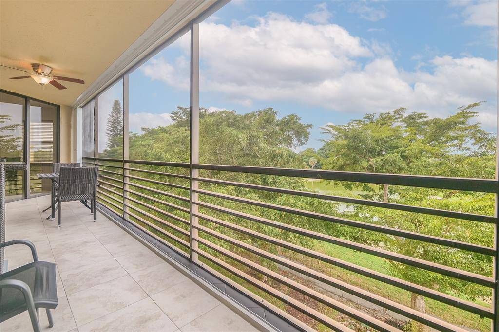 Lauderhill, FL 33319,7400 Radice Ct #407