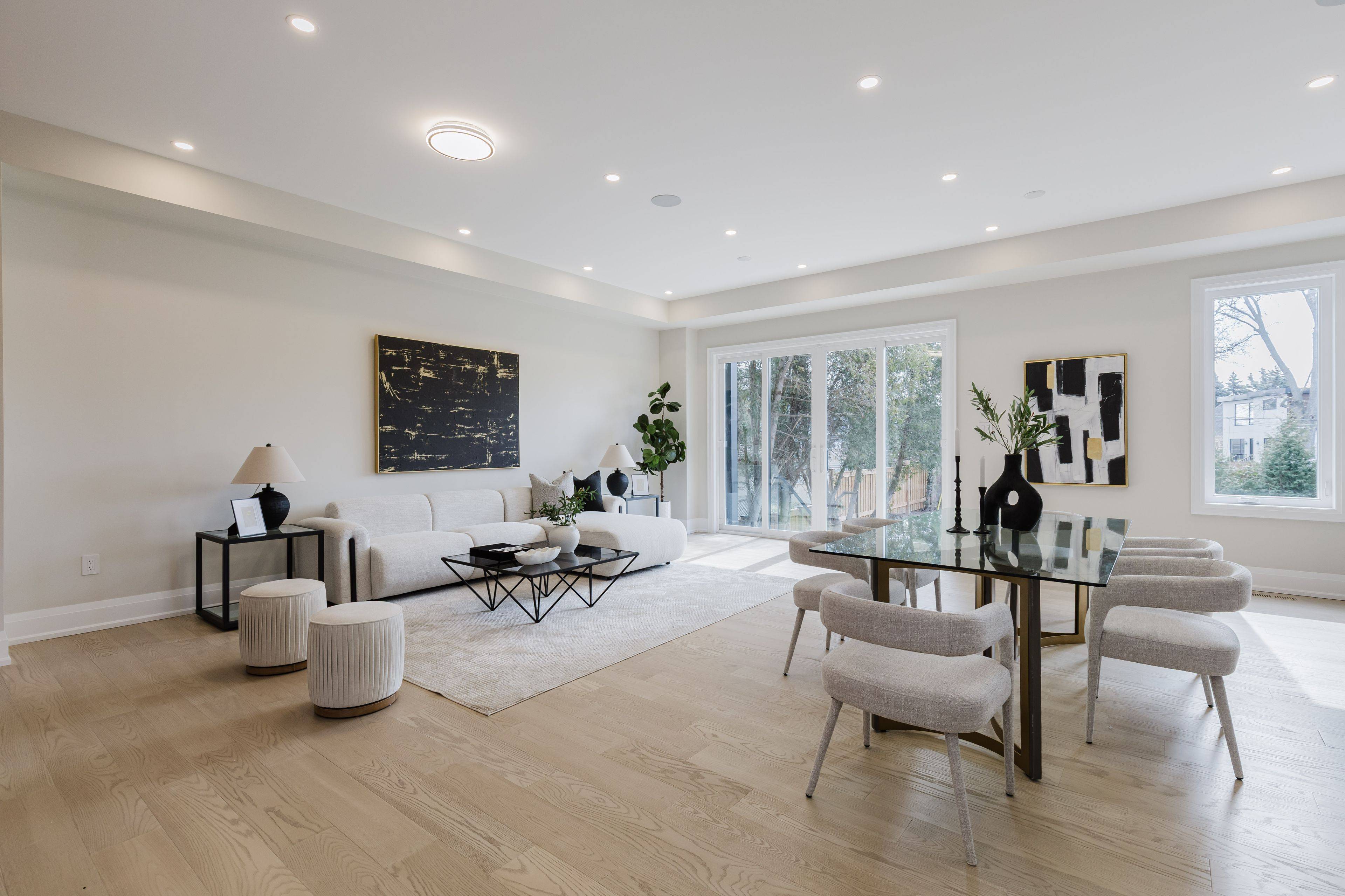 Oakville, ON L6L 2A9,2346 Rebecca ST