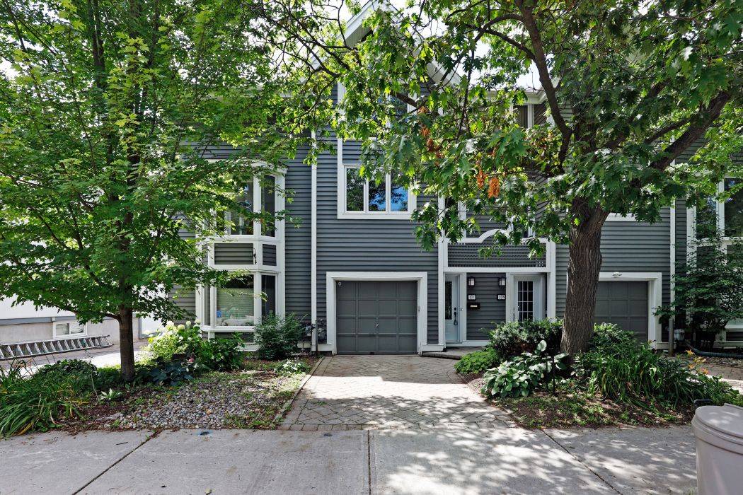 New Edinburgh - Lindenlea, ON K1M 1W1,177 Crichton ST