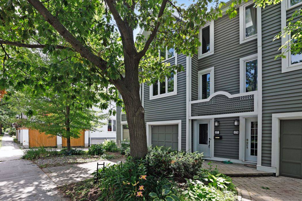 New Edinburgh - Lindenlea, ON K1M 1W1,177 Crichton ST