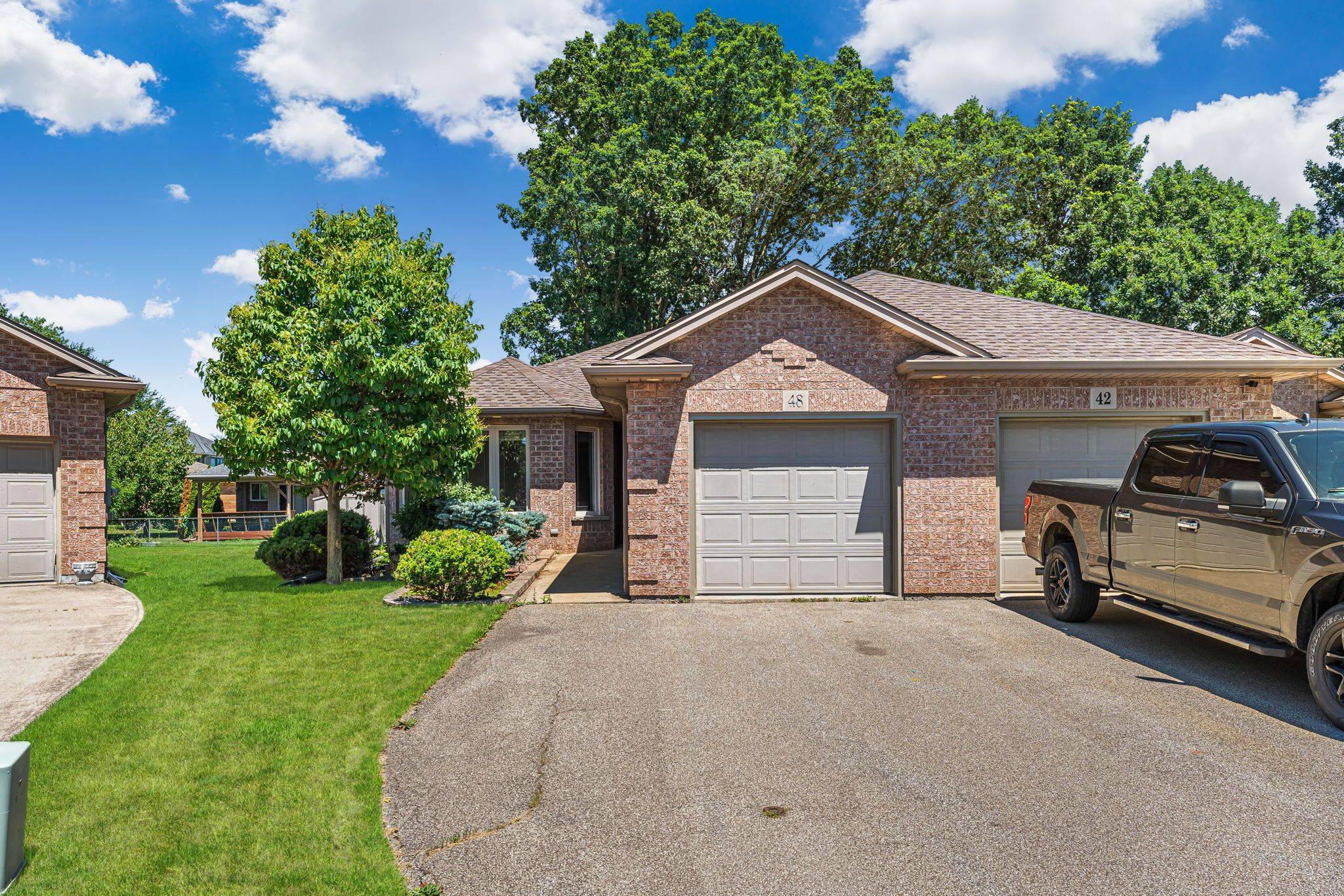 Welland, ON L3C 7M6,48 Bridgewater CT