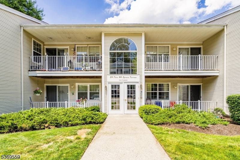 Mount Arlington Boro, NJ 07856,44 Spruce Ter