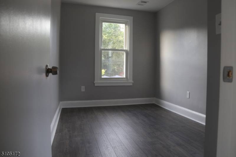 Millburn Twp., NJ 07041,310 Essex St #1