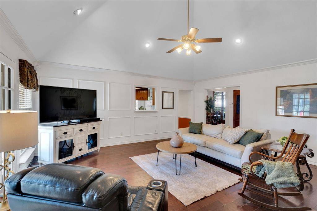 Arlington, TX 76001,7011 Hunter Cove Drive