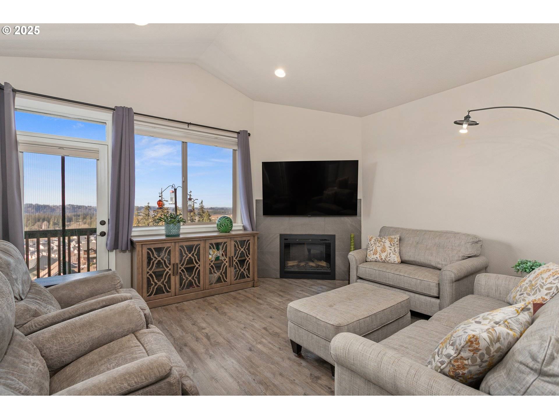 Estacada, OR 97023,1565 NE HEAVEN ST