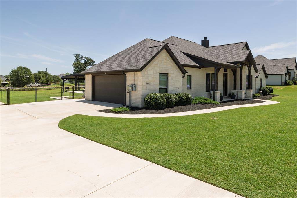 Azle, TX 76020,3004 Fossil Oaks Drive