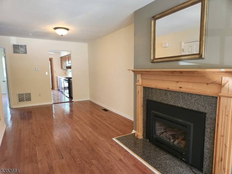 Newton Town, NJ 07860,51 Carriage Ln