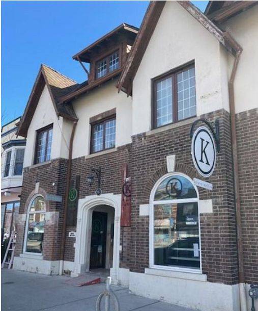 Toronto C02, ON M6C 1B7,781 St Clair AVE W #10