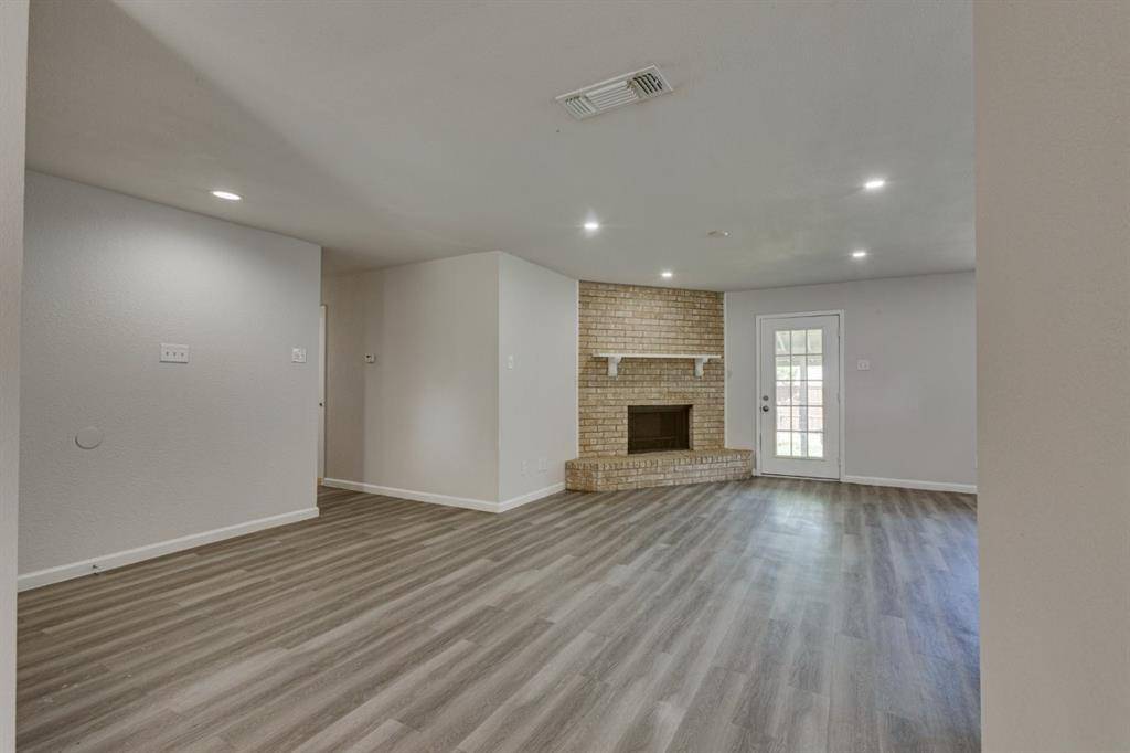 Garland, TX 75043,1006 Sleepy Hollow Drive