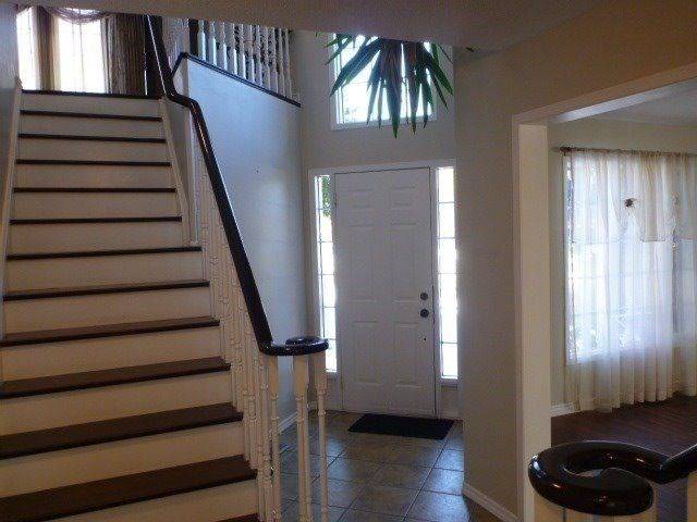 Pickering, ON L1V 6T1,1901 Pine Grove AVE