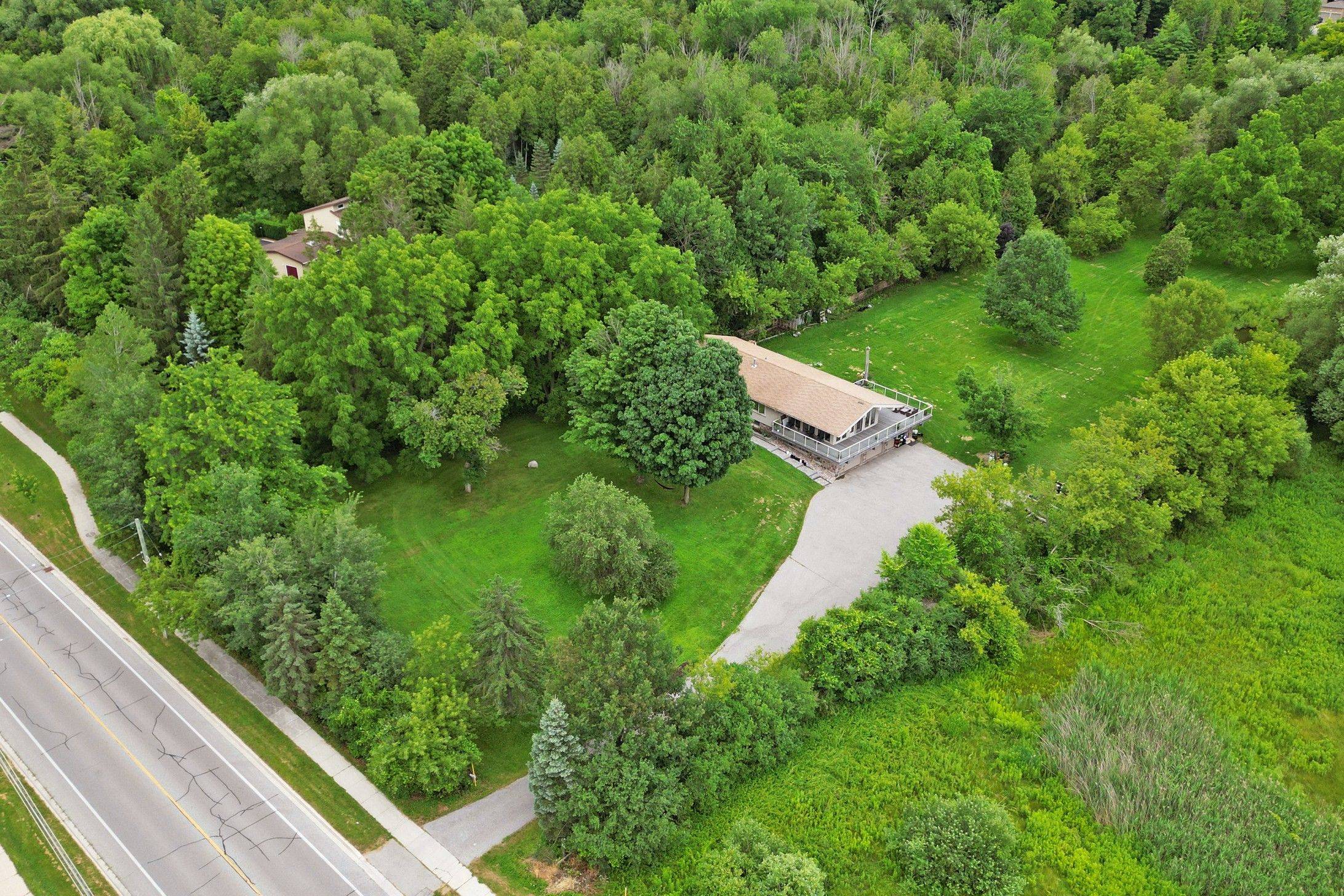 Whitby, ON L1R 2P2,3505 Cochrane ST