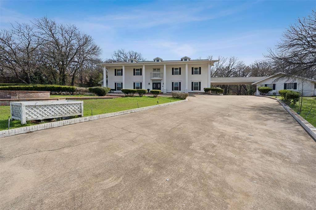 Arlington, TX 76016,5908 Waterview Drive